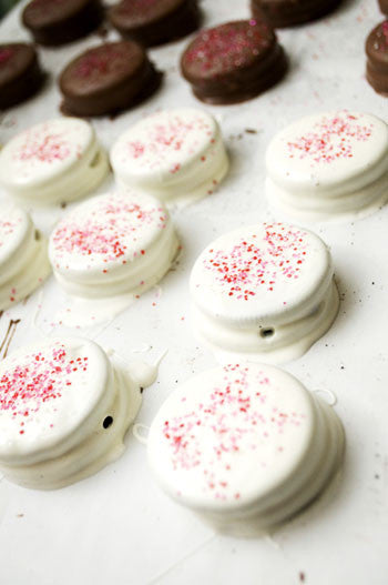 White Chocolate Dipped Oreos Delivered